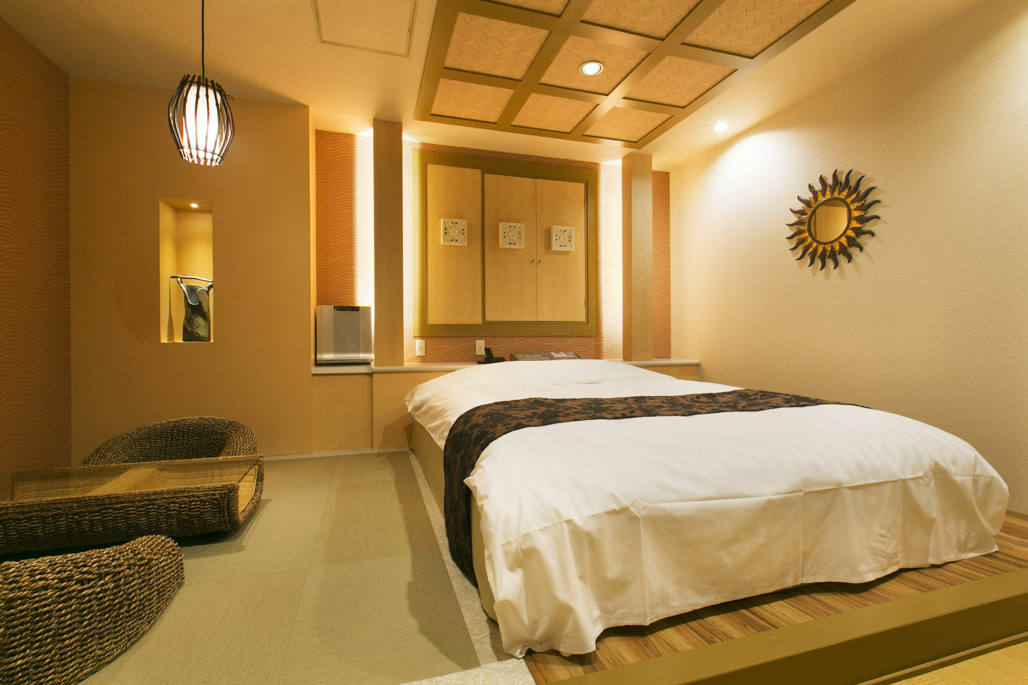 Hotel Atlantis Higashi Osaka (Adults Only) מראה חיצוני תמונה