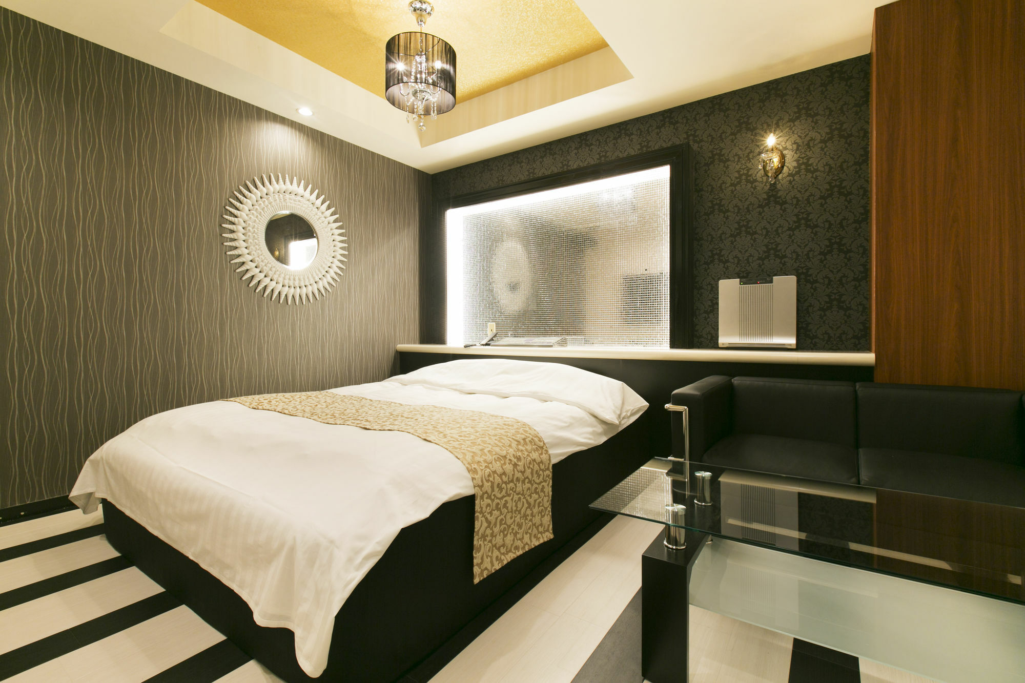 Hotel Atlantis Higashi Osaka (Adults Only) מראה חיצוני תמונה